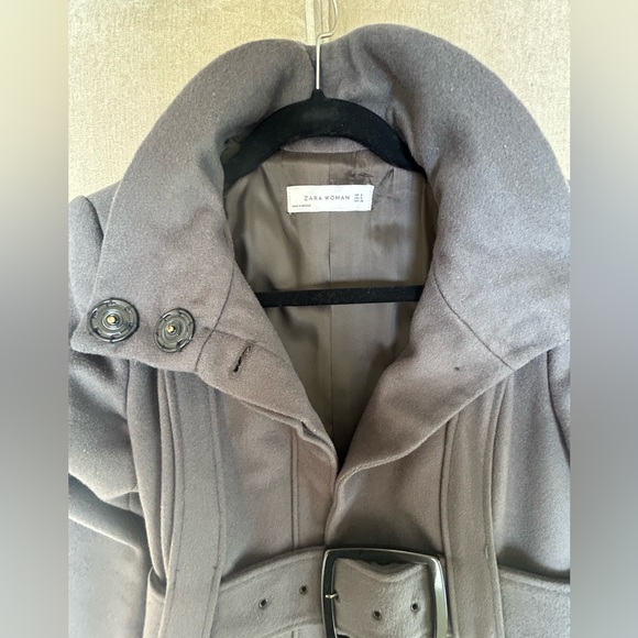 Zara coat with belt , 100% wool - Picture 8 of 8